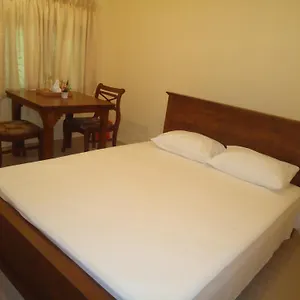 https://hotel-kaduwela.negombohotels.net