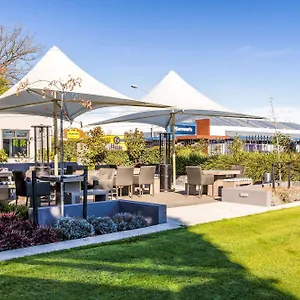 Отель Elms Christchurch, Ascend Collection