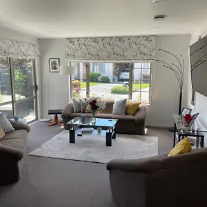 Villa55 Bed & Breakfast